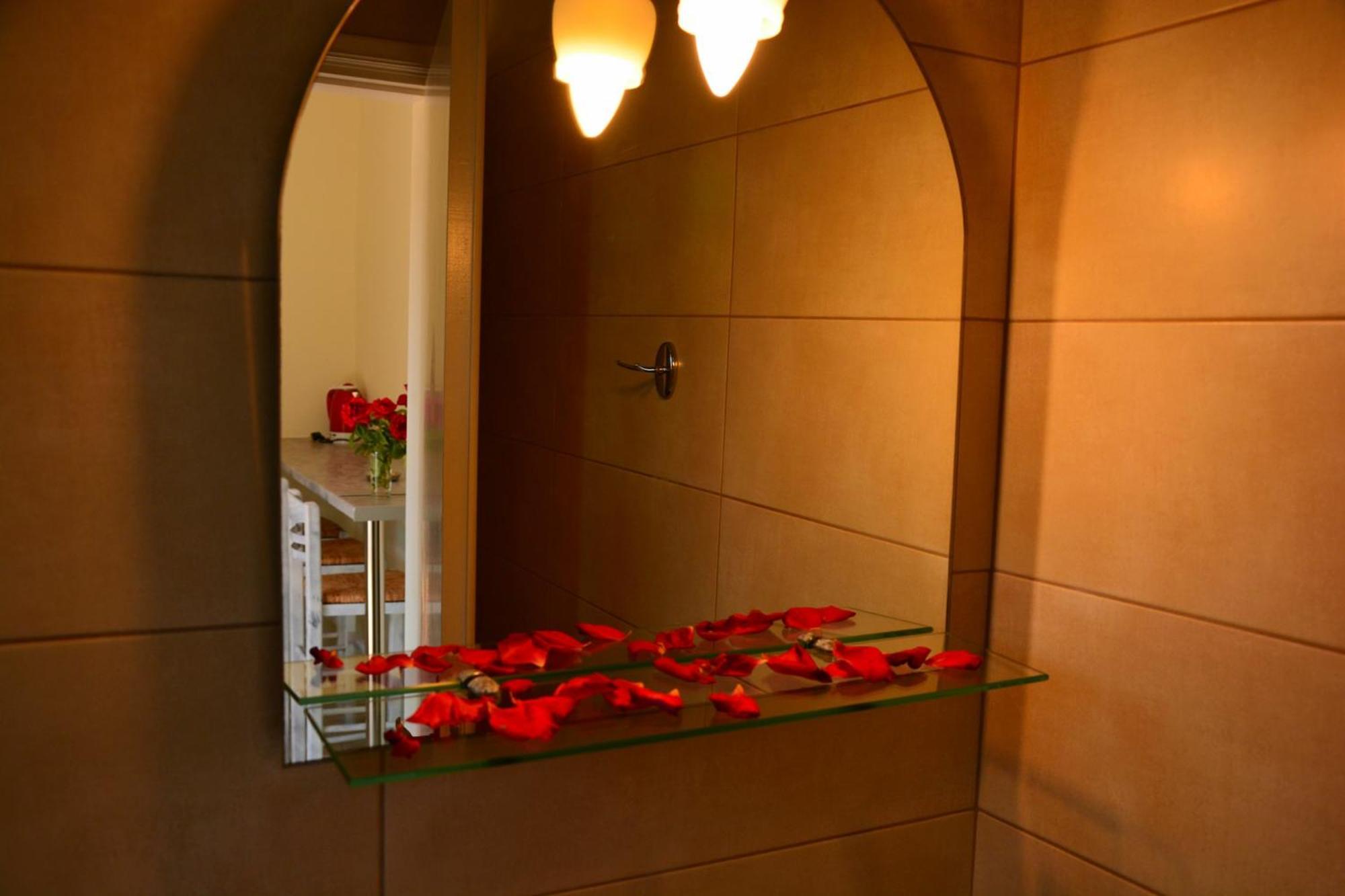 Ferienwohnung Red Rose Garden Planos Exterior foto