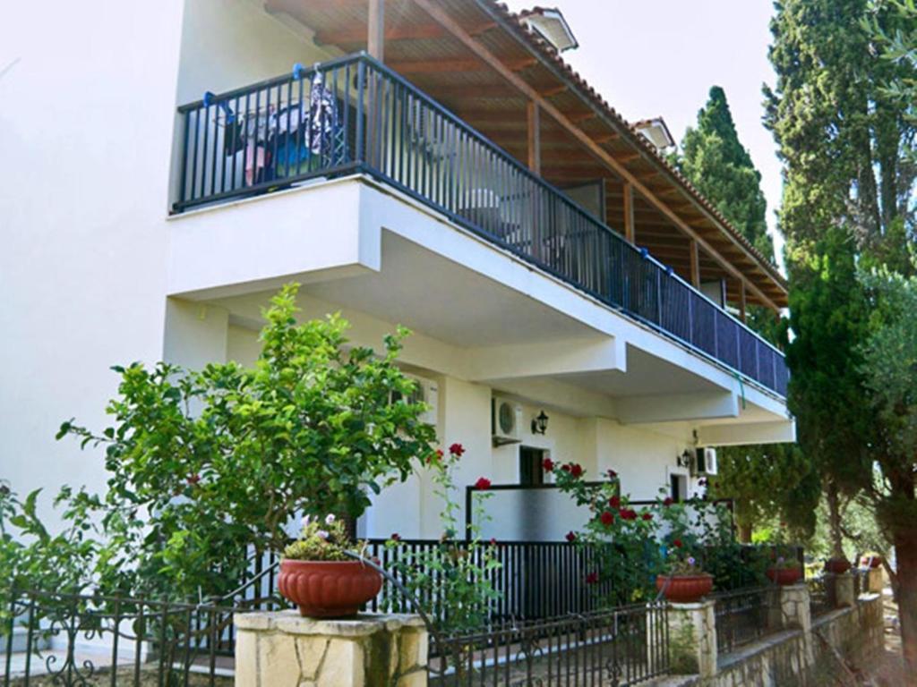Ferienwohnung Red Rose Garden Planos Exterior foto