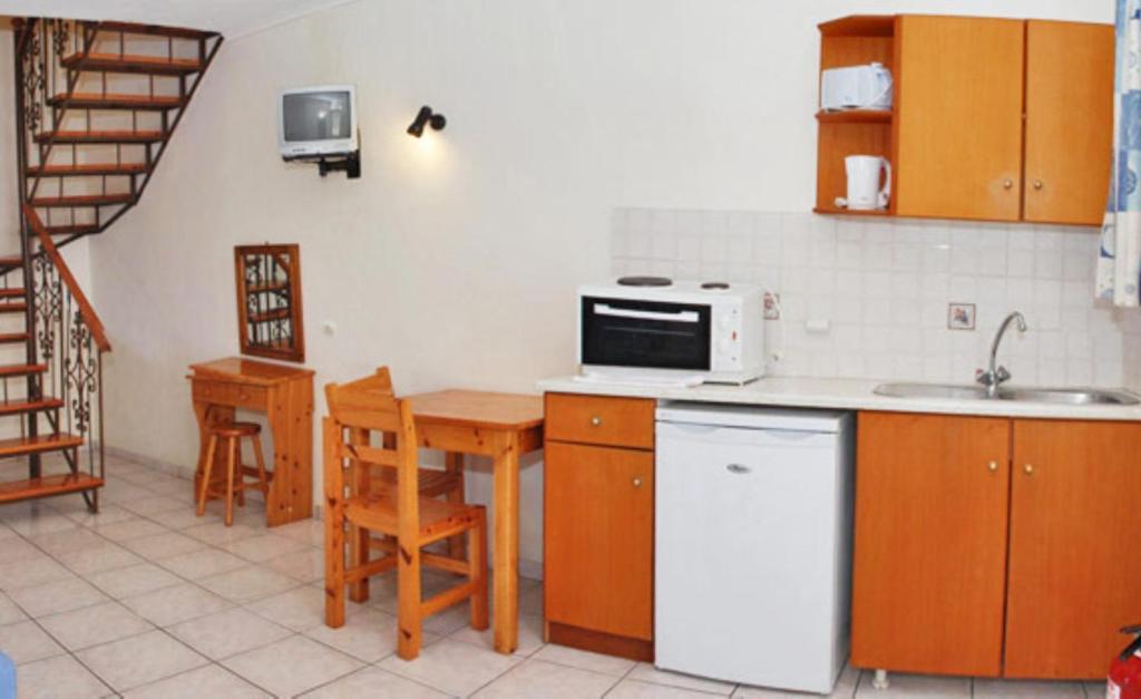 Ferienwohnung Red Rose Garden Planos Zimmer foto